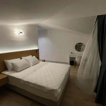 Meta Homes * Κεμέρ